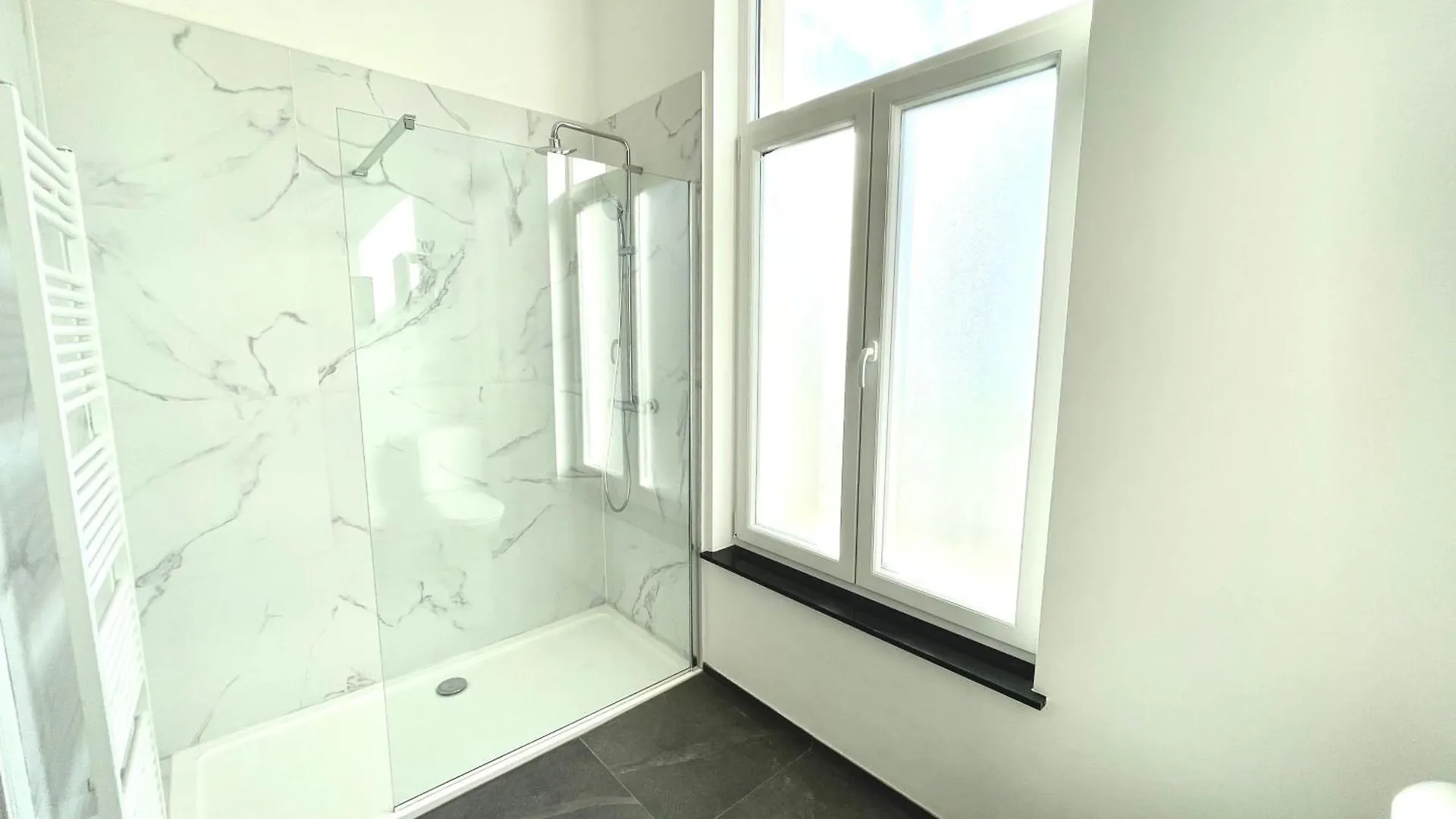 Charming Uccle - 1 Bedroom Apt Брюссель Апартаменты