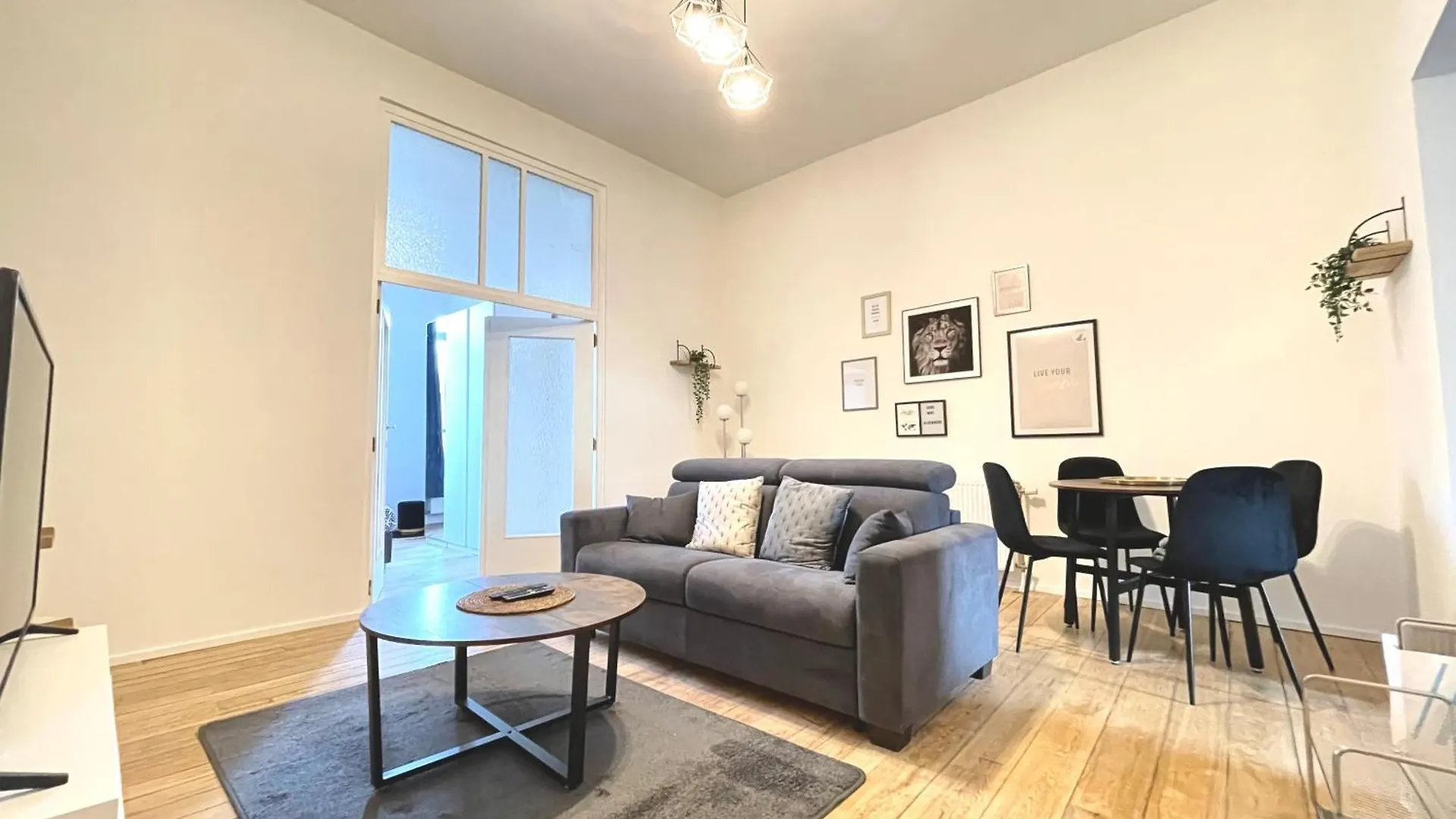 Charming Uccle - 1 Bedroom Apt Брюссель 0*,  Бельгия