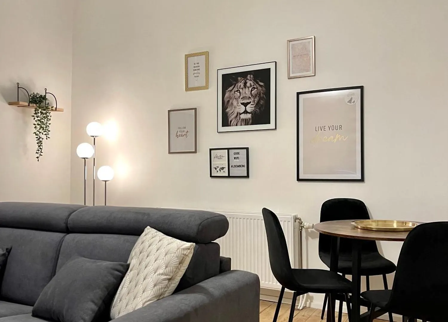 Апартаменты Charming Uccle - 1 Bedroom Apt Брюссель Бельгия