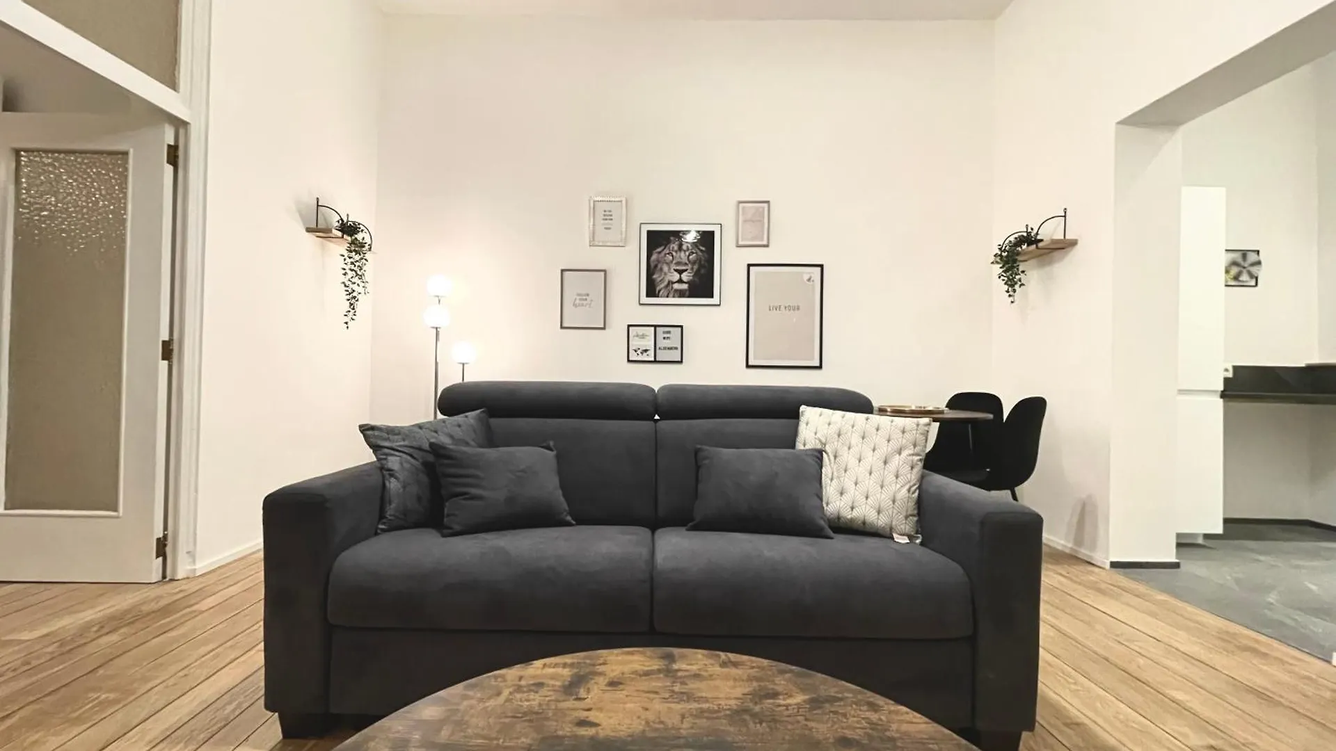 Charming Uccle - 1 Bedroom Apt Брюссель Апартаменты